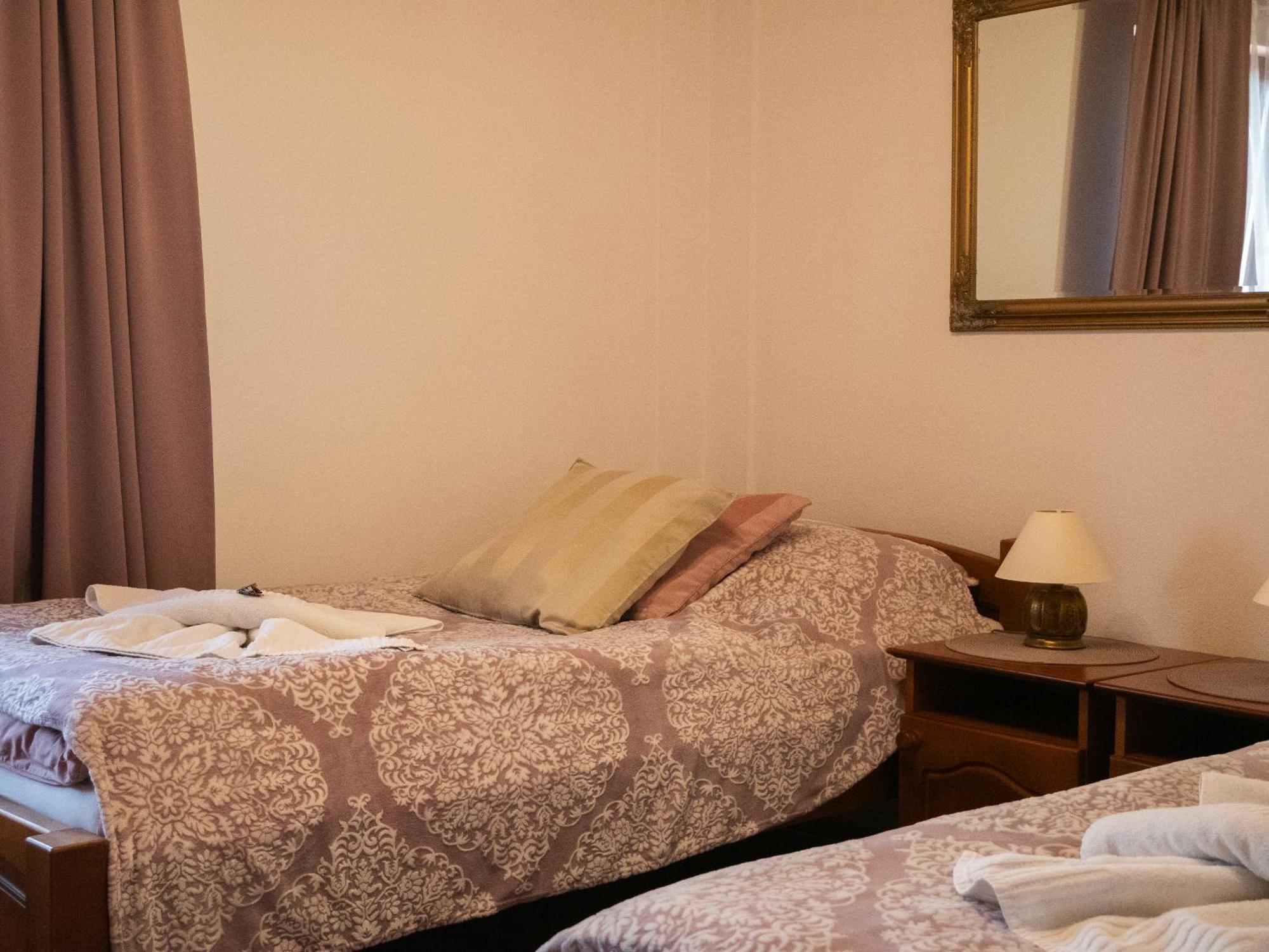U Krba Hotell Nitra Exteriör bild