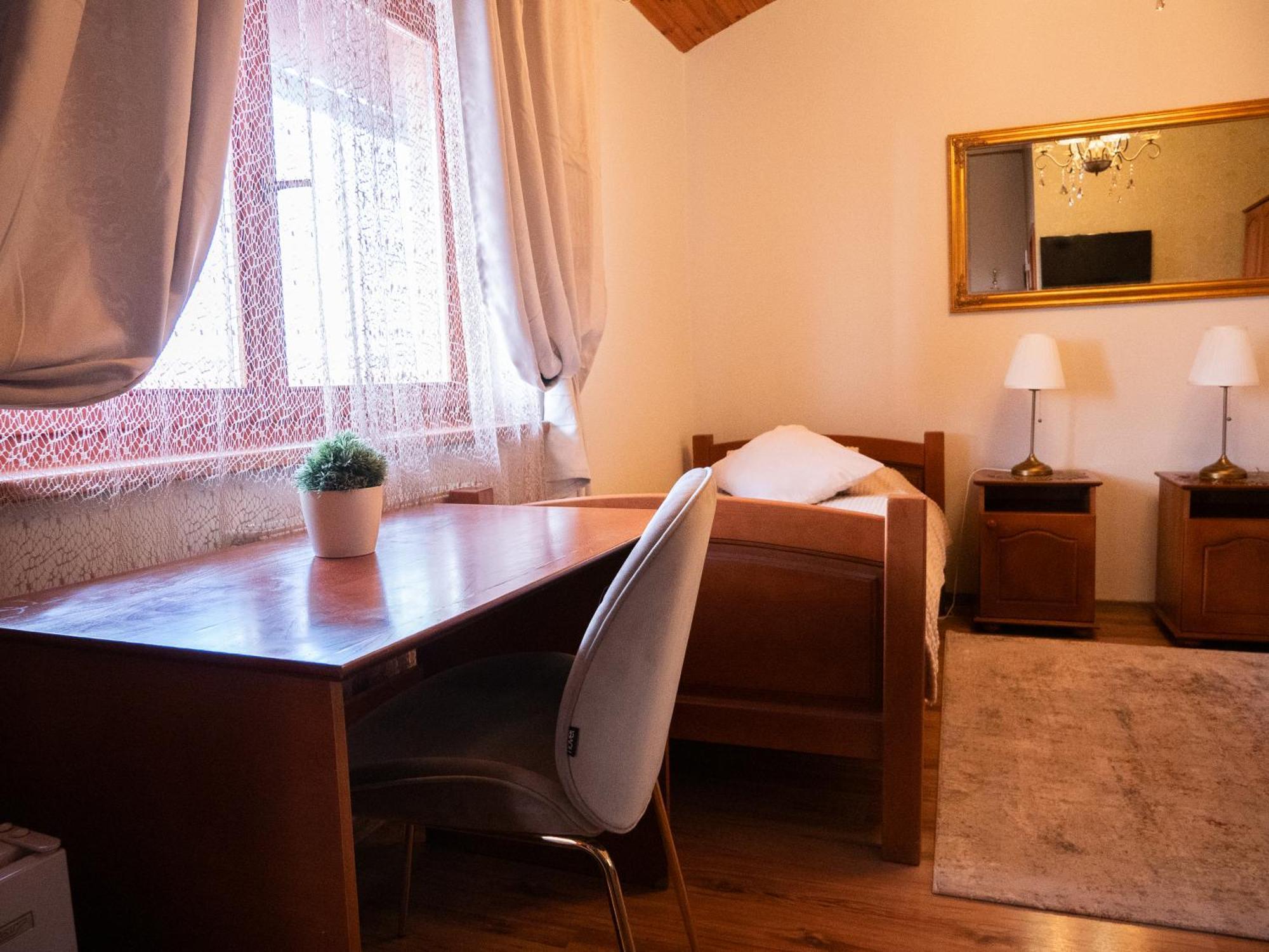 U Krba Hotell Nitra Exteriör bild